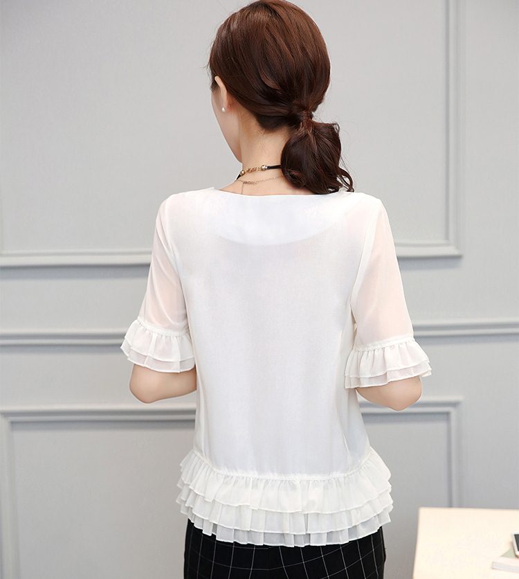 Blouse3711 เสื้อแขนระบายผ้าชีฟองเกรดพรีเมียมเนื้อหนาสวยมีน้ำหนักทิ้งตัวมีซับในอย่างดี งานสวยแมทช์กับกระโปรงหรือกางเกงได้หลายสไตล์ ใส่ทำงานได้ มี 2 สี ขาวครีม, ชมพู