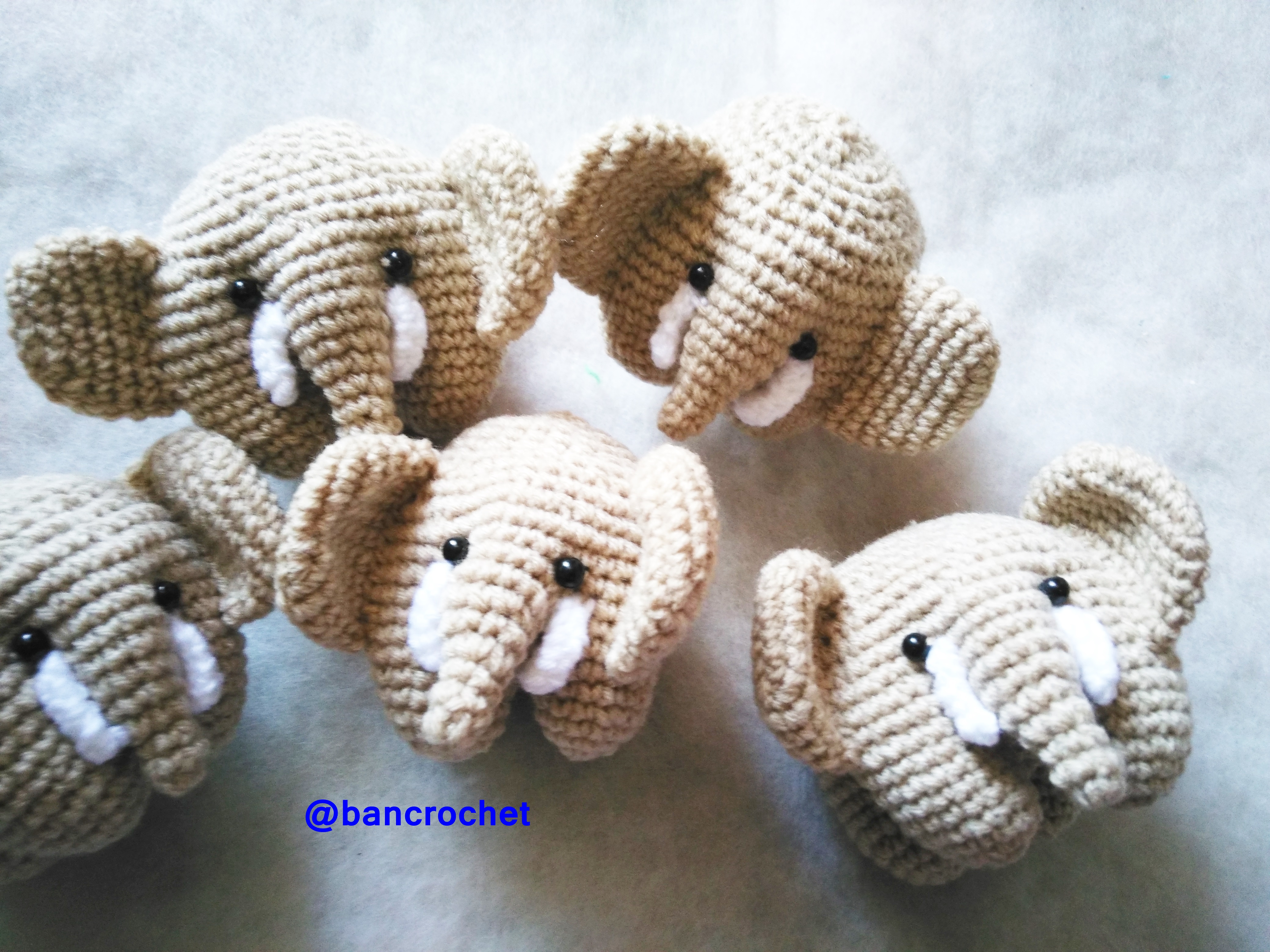Bancrochet ช้างถักโครเชต์ Crochet elephant doll สีครีม 4 นิ้ว