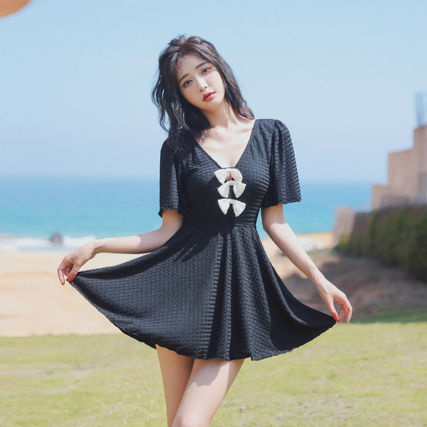 ชุดว่ายน้ำผู้หญิง ชุดว่ายน้ำน่ารัก Bikini ชุดไปทะเล