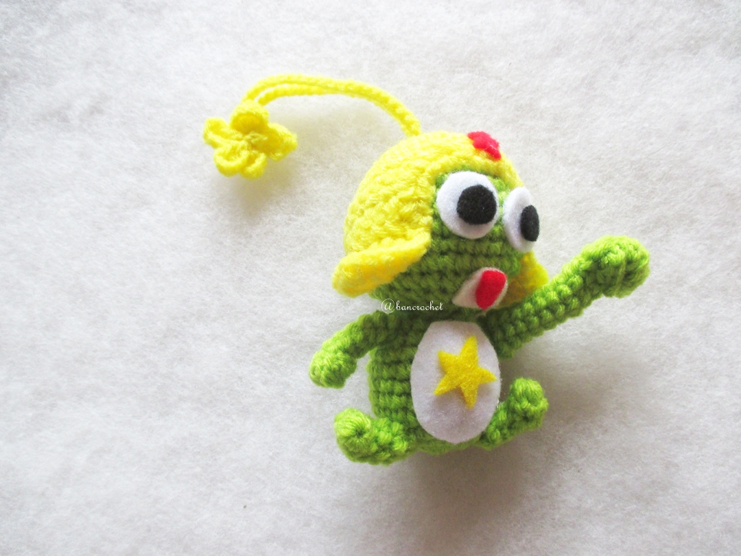 พวงกุญแจโคโรโระถักไหมพรม ขนาด 4 นิ้ว kororo crochet keychain 4 inch
