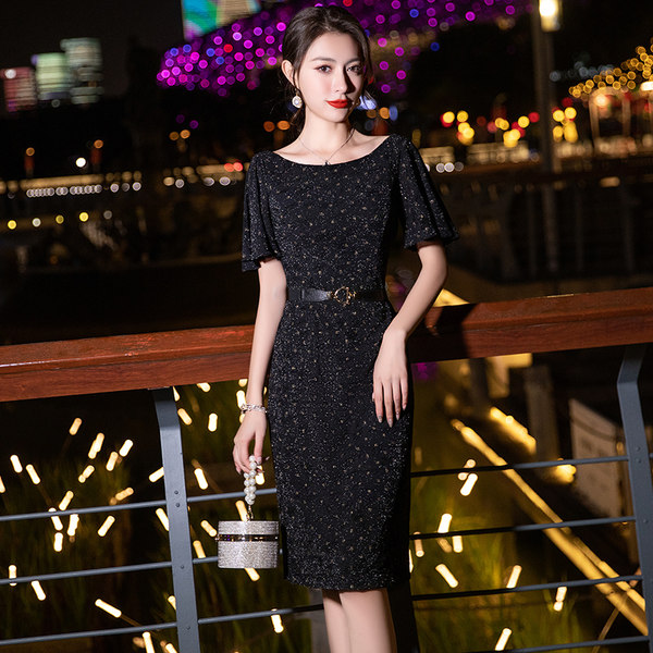 ชุดราตรี ชุดราตรีสวยหรู แบบ ทันสมัย Evening dress