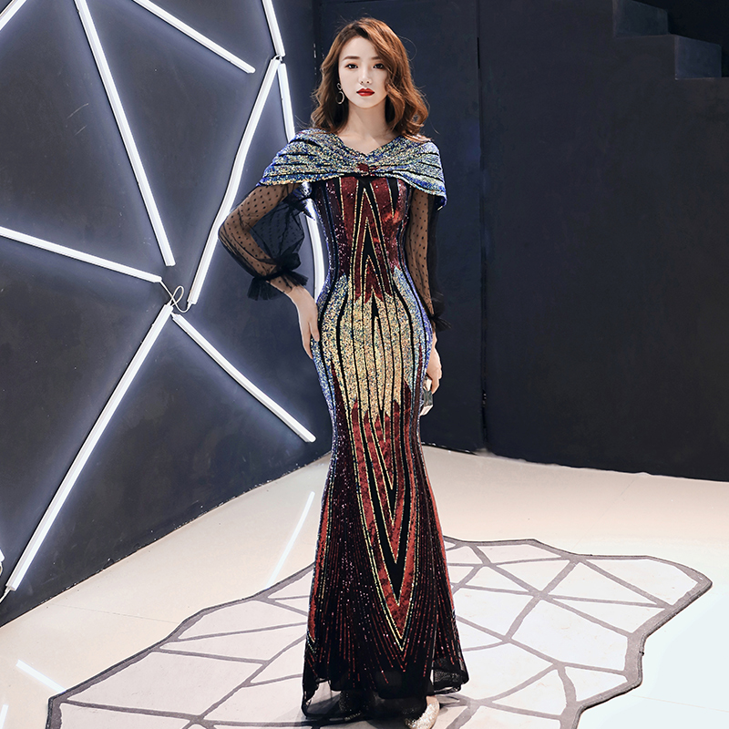 ชุดราตรี ชุดราตรีสวยหรู แบบ ทันสมัย Evening dress