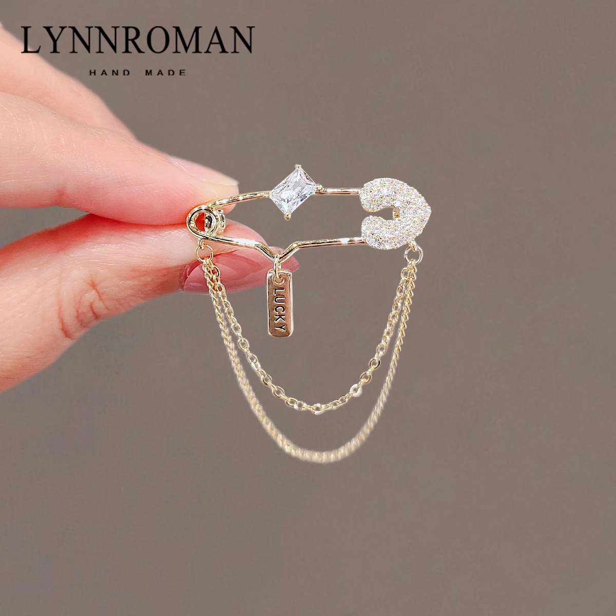 เข็มกลัด เข็มกลัดสวยๆ เข็มกลัดติดเสื้อ Brooch
