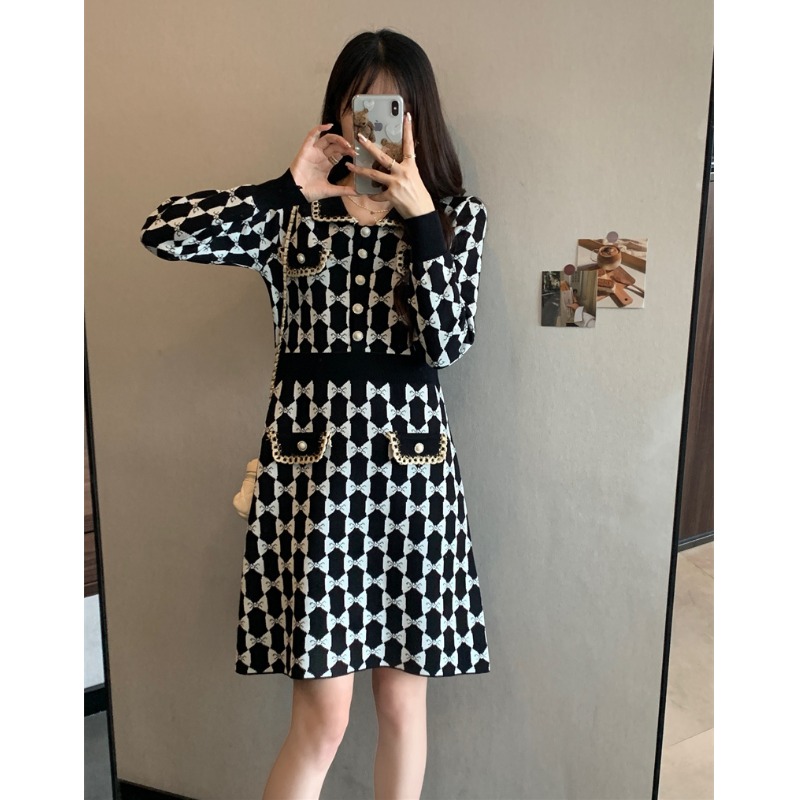 เดรสสาวอวบ มีไซส์ L-4XLอกเสื้อ 38-47 นิ้ว ใส่ได้ทั้งสาวหุ่นดีน่ารักจนถึงสาวอวบพลัสไซส์ จัดส่งฟรี! ทักแชทสั่งซื้อ