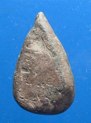 พระนางกำแพง พิมพ์ลูกแป้งเดี่ยว