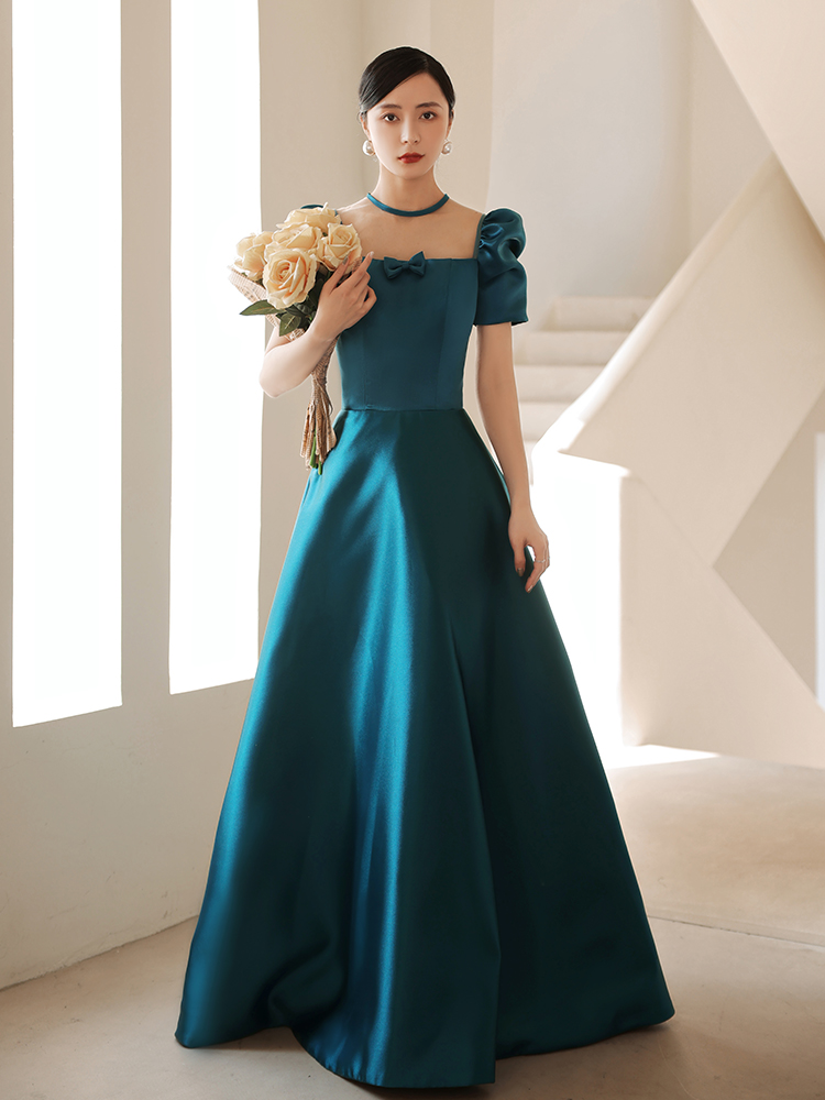 ชุดราตรี ชุดราตรีสวยหรู แบบ ทันสมัย Evening dress