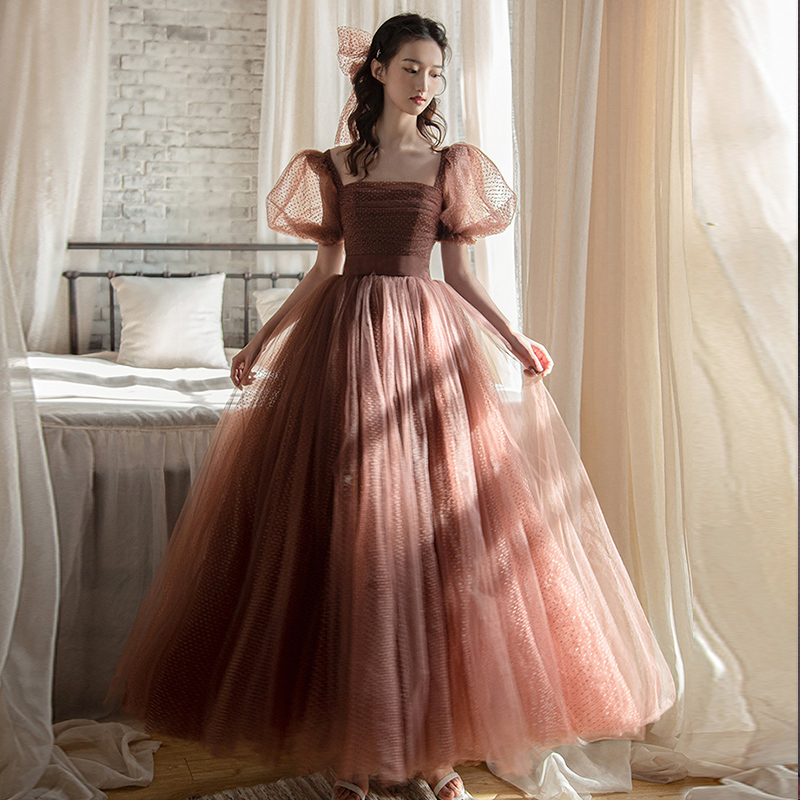 ชุดราตรี ชุดราตรีสวยหรู แบบ ทันสมัย Evening dress