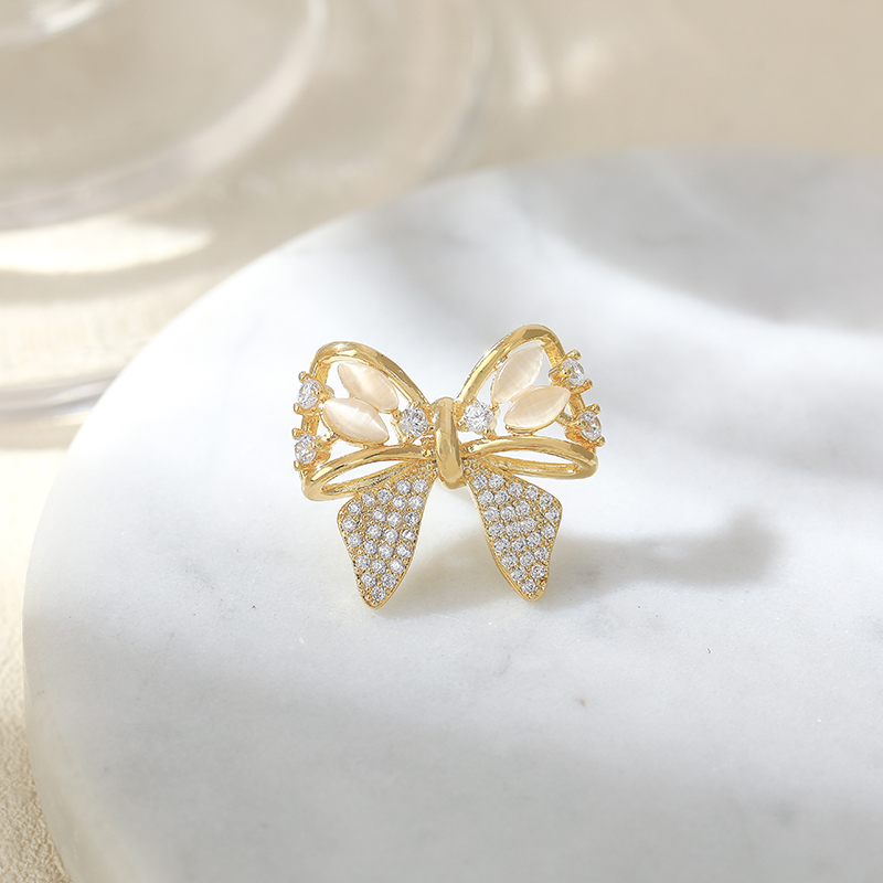 เข็มกลัด เข็มกลัดสวยๆ เข็มกลัดติดเสื้อ Brooch