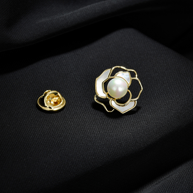 เข็มกลัด เข็มกลัดสวยๆ เข็มกลัดติดเสื้อ Brooch