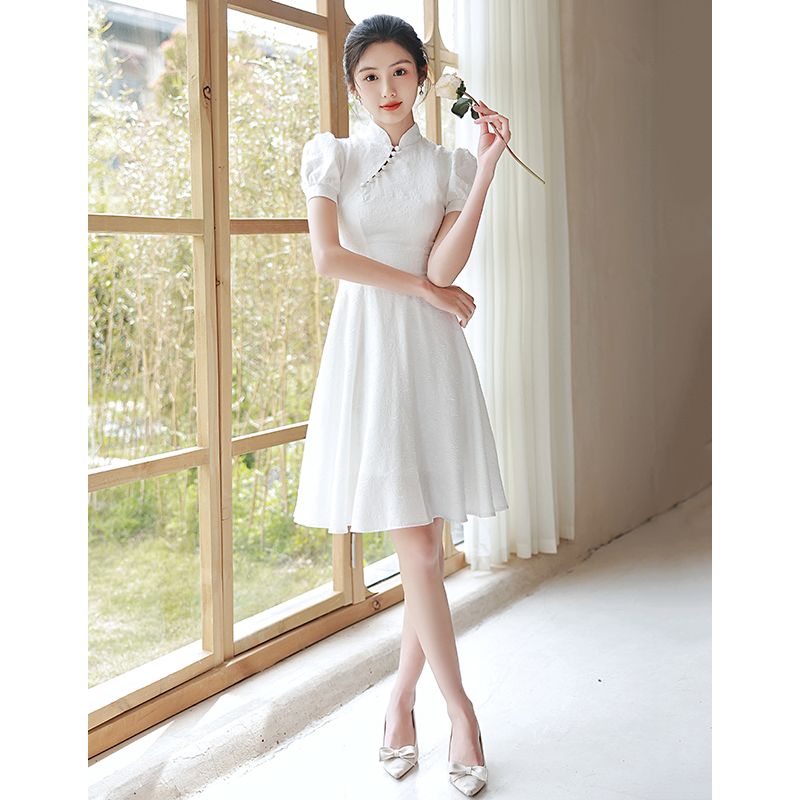 ชุดราตรี ชุดราตรีสวยหรู แบบ ทันสมัย Evening dress