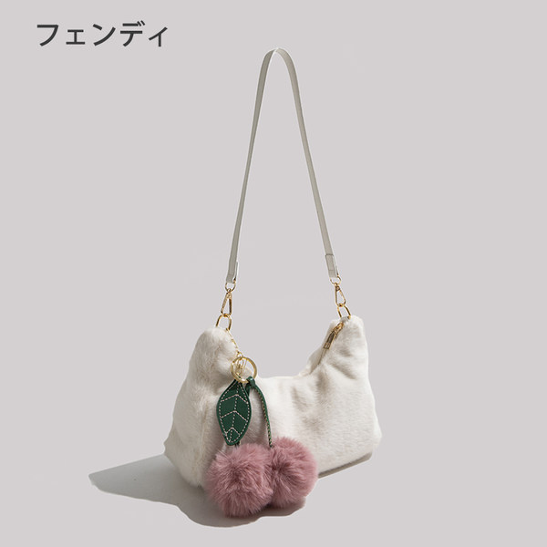 กระเป๋าสะพายข้างผู้หญิง กระเป๋าสะพายสไตล์เกาหลี By Japanese フェンディ authentic bag
