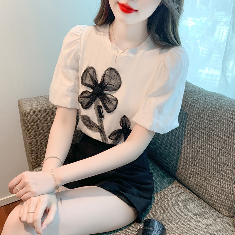 เสื้อผ้าวัยรุ่นเกาหลี เสื้อยืดวัยรุ่นผู้หญิง มีขนาด S M L XL