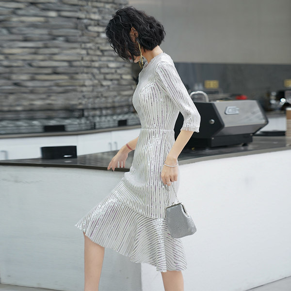 ชุดราตรี ชุดออกงาน ดีไซน์หรู แบรนด์ Angel