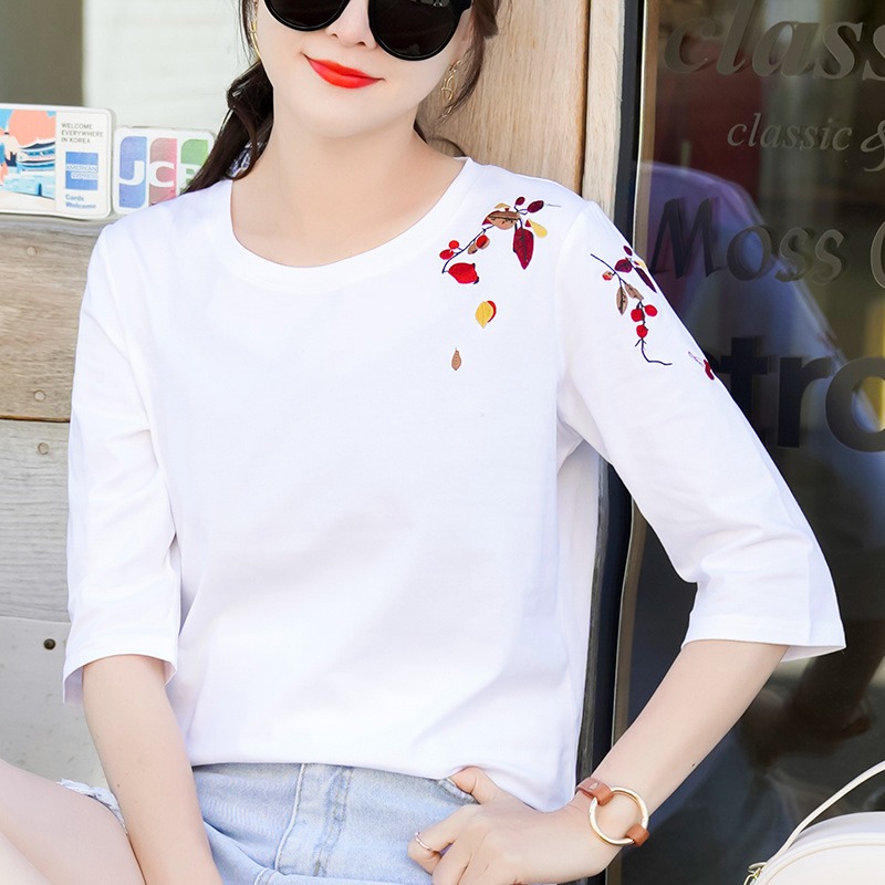 เสื้อยืดวัยรุ่น เสื้อยืดผู้หญิง