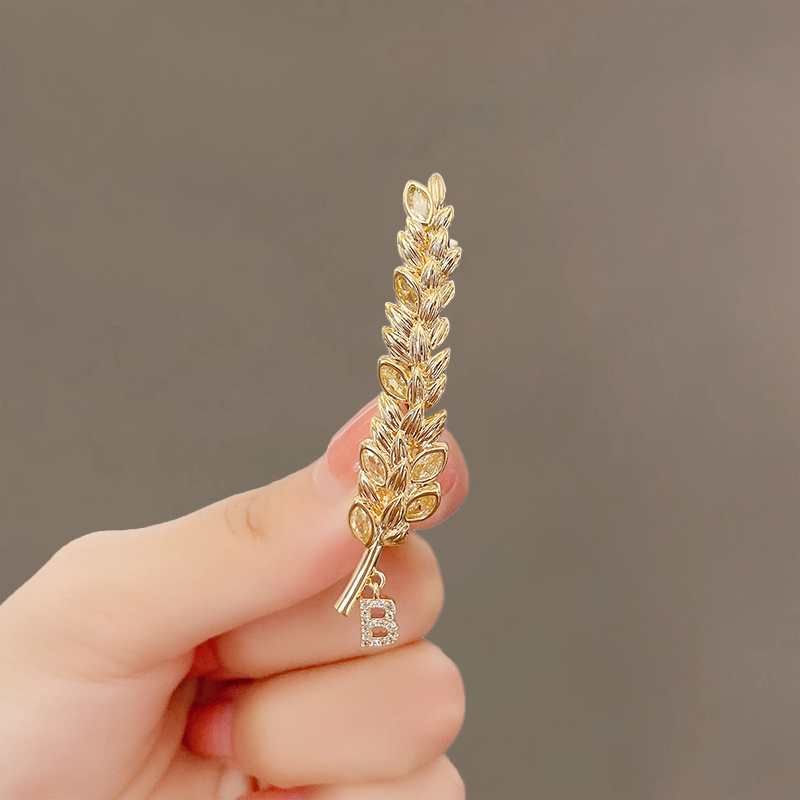 เข็มกลัด เข็มกลัดสวยๆ เข็มกลัดติดเสื้อ Brooch
