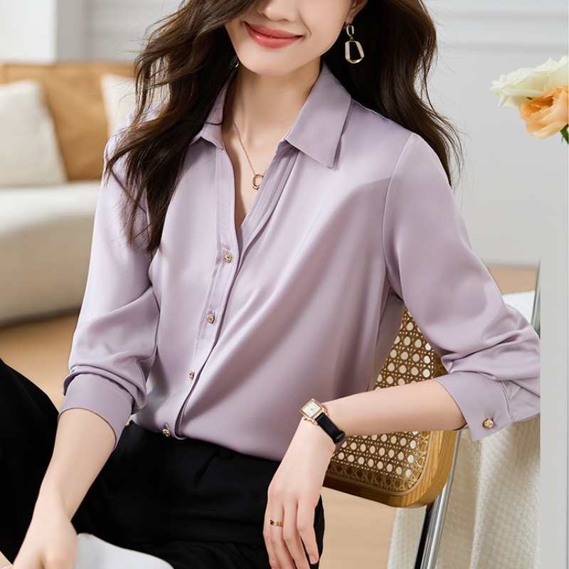 เสื้อเชิ้ตผู้หญิงแขนยาว เสื้อเชิ้ตผู้หญิงใส่ทํางาน 390 บาทต่อชิ้น ฟรีค่าจัดส่ง