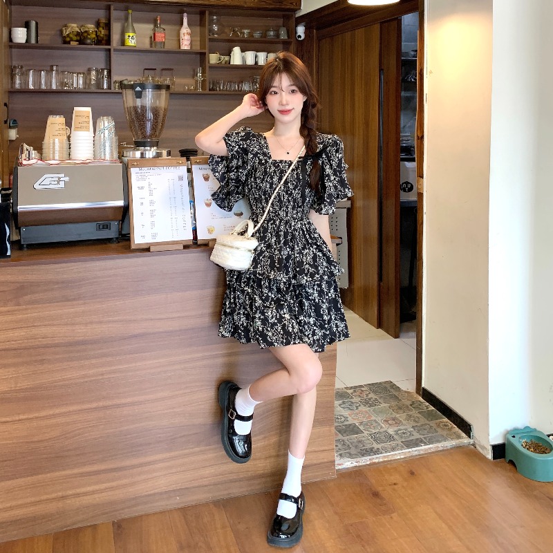 เดรสแขนสั้น มีไซส์ L-4XLอก 38-47 นิ้ว ใส่ได้ทั้งสาวหุ่นดีน่ารักจนถึงสาวอวบพลัสไซส์ จัดส่งฟรี! ทักแชทสั่งซื้อ