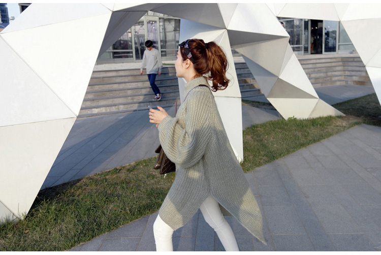 เสื้อไหมพรมตัวโคล่ง Sweater เกาหลีฝุดๆ ยืดได้เยอะ พร้อมส่ง งานจริงในภาพที่สอง เขียว,ดำ