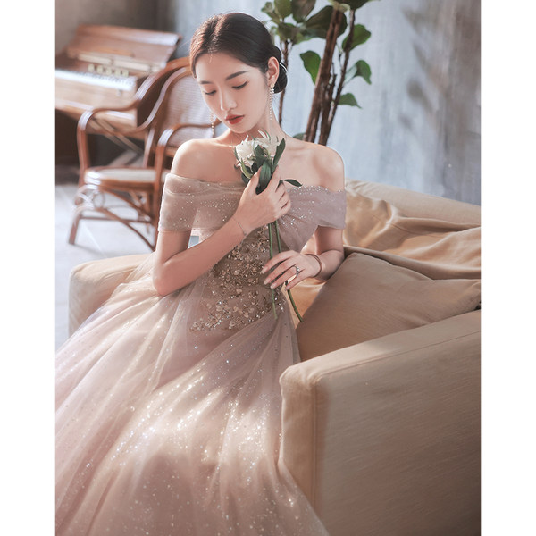 ชุดราตรี ชุดออกงาน ดีไซน์หรู แบรนด์ Angel