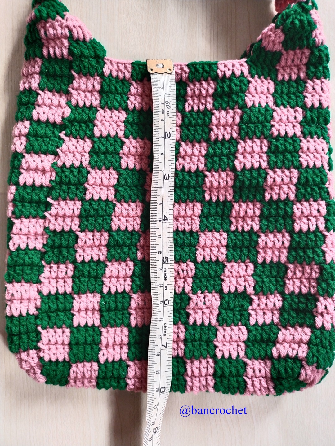 Bancrochet กระเป๋าถักลายตาราง Crochet Bag หลากสี 20*20 cm