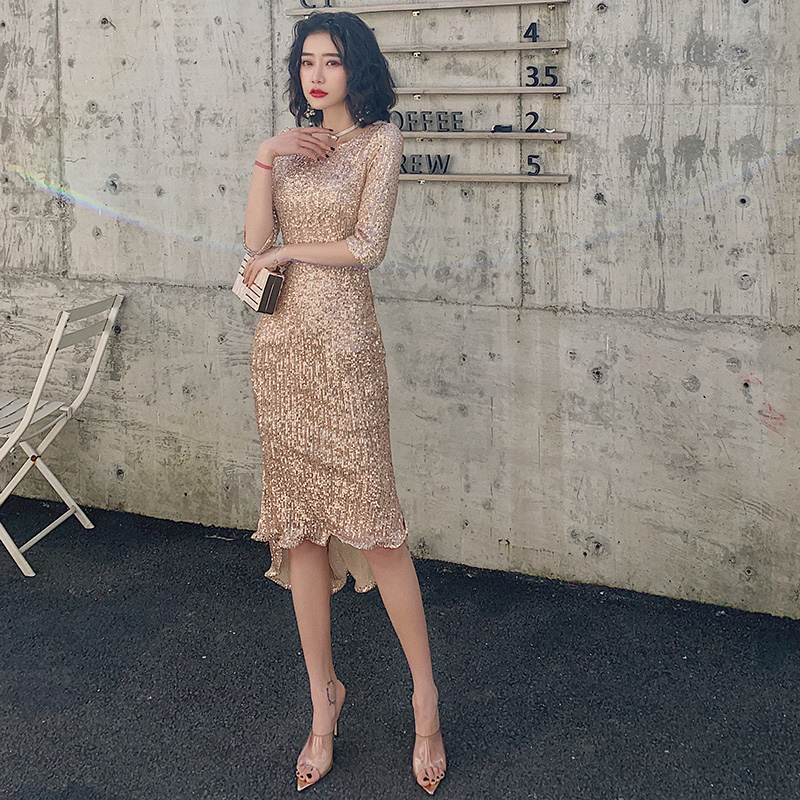 ชุดราตรี ชุดราตรีสวยหรู แบบ ทันสมัย Evening dress
