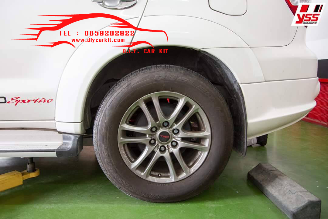 โช้คอัพรถยนต์ สปริง YSS รุ่น DTG Plus รถ Toyota FORTUNER ปี 05-14 โหลดเตี้ย