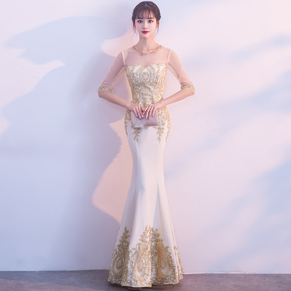 ชุดราตรี ชุดราตรีสวยหรู แบบ ทันสมัย Evening dress