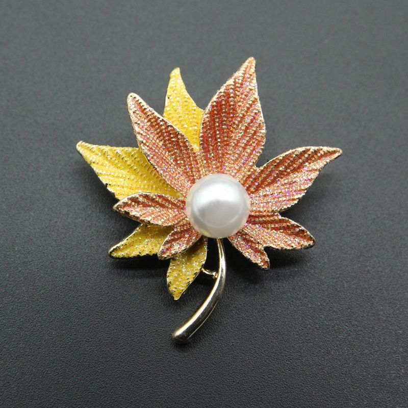 เข็มกลัด เข็มกลัดสวยๆ เข็มกลัดติดเสื้อ Brooch