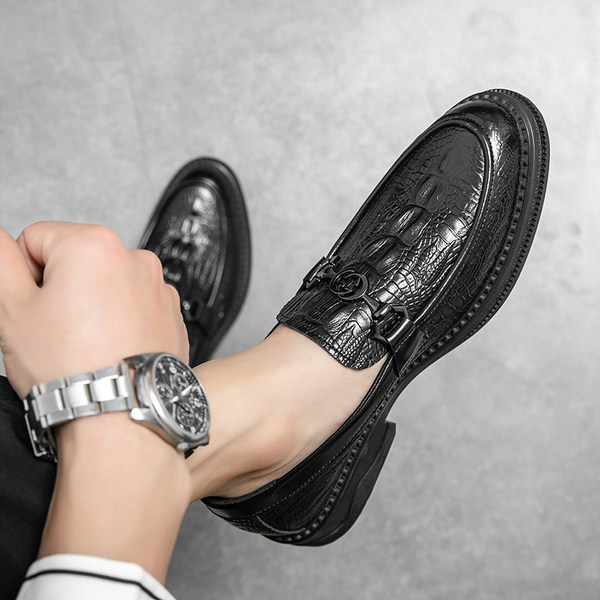 รองเท้าหนังผู้ชาย มีไซส์39-44 รองเท้าโลฟเฟอร์ชาย Slip-On Shoes
