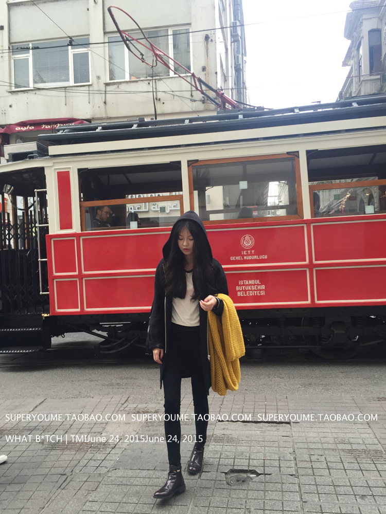 เสื้อกันหนาว ทรงเก๋ มีฮู้ด ผ้าสำสีเนื้อนุ่ม ใส่คลุมสวยๆในวันสบายๆค่าา พร้อมส่งจ้า