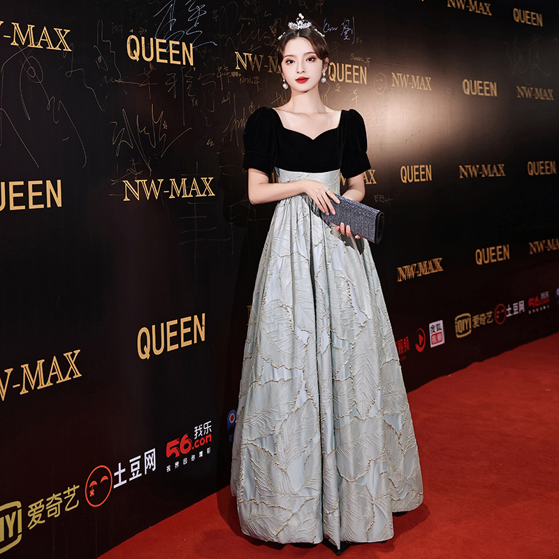 ชุดราตรี ชุดราตรีสวยหรู แบบ ทันสมัย Evening dress