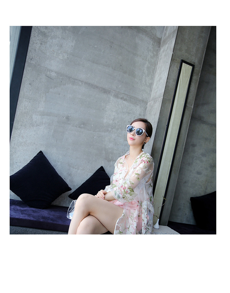 เสื้อคลุม ผ้าแก้ว พร้อมส่ง ลายดอกไม้หวานๆ แบบเก๋ไก๋ไม่เหมือนใคร