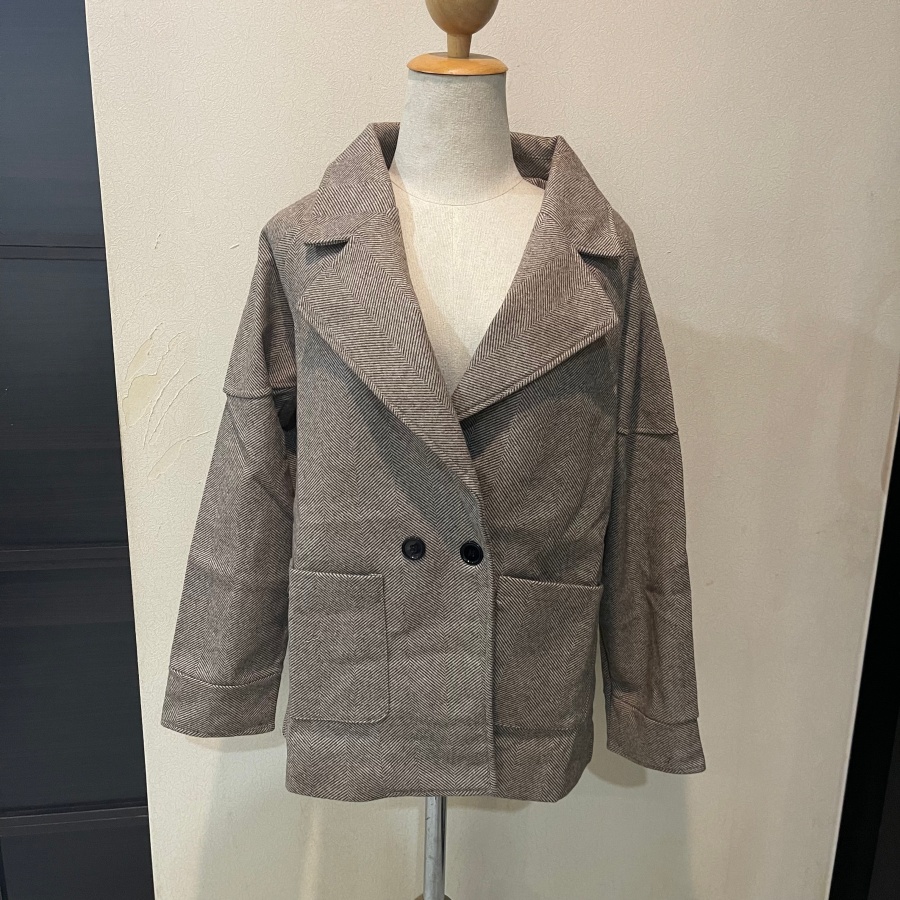 เสื้อโค้ทกันหนาว British style สูททรงสวยดูผู้ดี อินเตอร์มากๆเลยค่ะ พร้อมส่ง