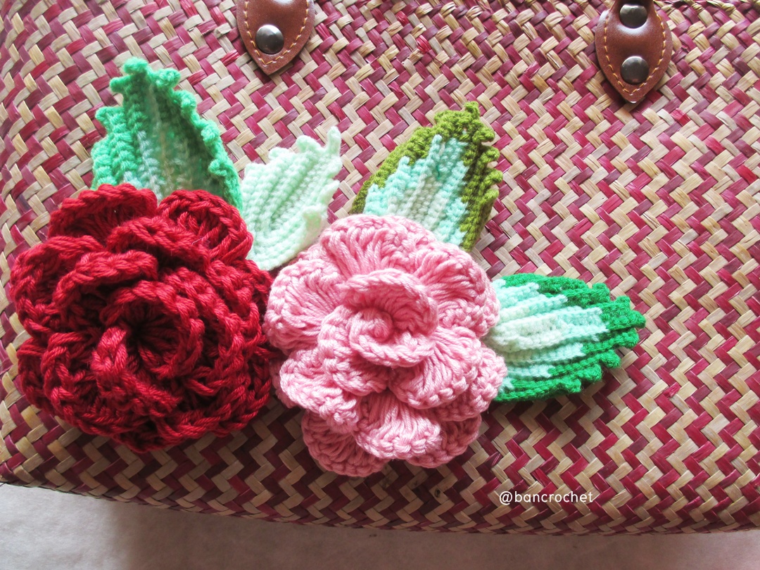 bancrochet กระเป๋ากระจูดสาน ประดับดอกไม้ ขนาด 10*14*5*15 นิ้ว basket weave bags ธรรมชาติ 10*14*5*15 นิ้ว