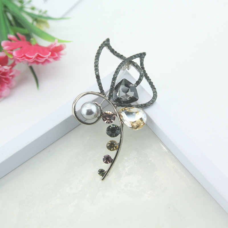 เข็มกลัด เข็มกลัดสวยๆ เข็มกลัดติดเสื้อ Brooch