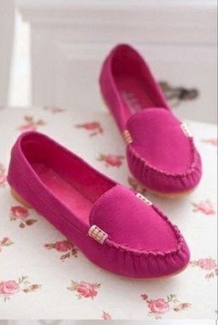 รองเท้าหุ้มส้น ผู้หญิง รองเท้าส้นแบน แบบเรียบ หนังแท้ โชว์สีสัน รองเท้าปิดหน้าเท้า ลดราคา รองเท้าใส่เที่ยว ใส่ทำงาน สีชมพู 556014_2