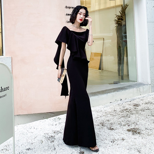 ชุดราตรี ชุดราตรีสวยหรู แบบ ทันสมัย Evening dress