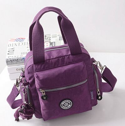 กระเป๋าถือ กระเป๋าสะพาย ผู้หญิง กระเป๋าวัยรุ่น ผ้าไนลอน กันน้ำ สีสันสดใส กระเป๋า ทรงลูกเต๋า ใส่ของได้เยอะ มีช่องแยกหลายช่อง แบบสวย ราคาถูก 817573