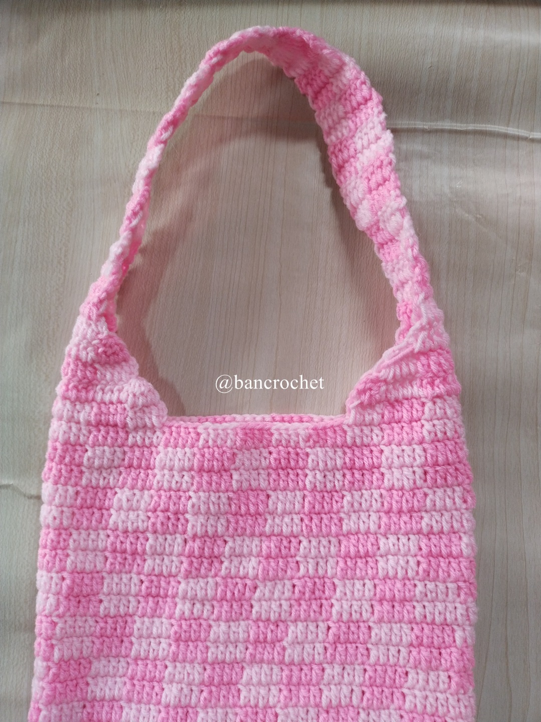 Bancrochet กระเป๋าถักลายตาราง Crochet Bag หลากสี 20*20 cm