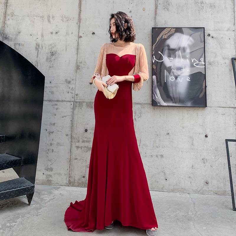 ชุดราตรี ชุดราตรีสวยหรู แบบ ทันสมัย Evening dress