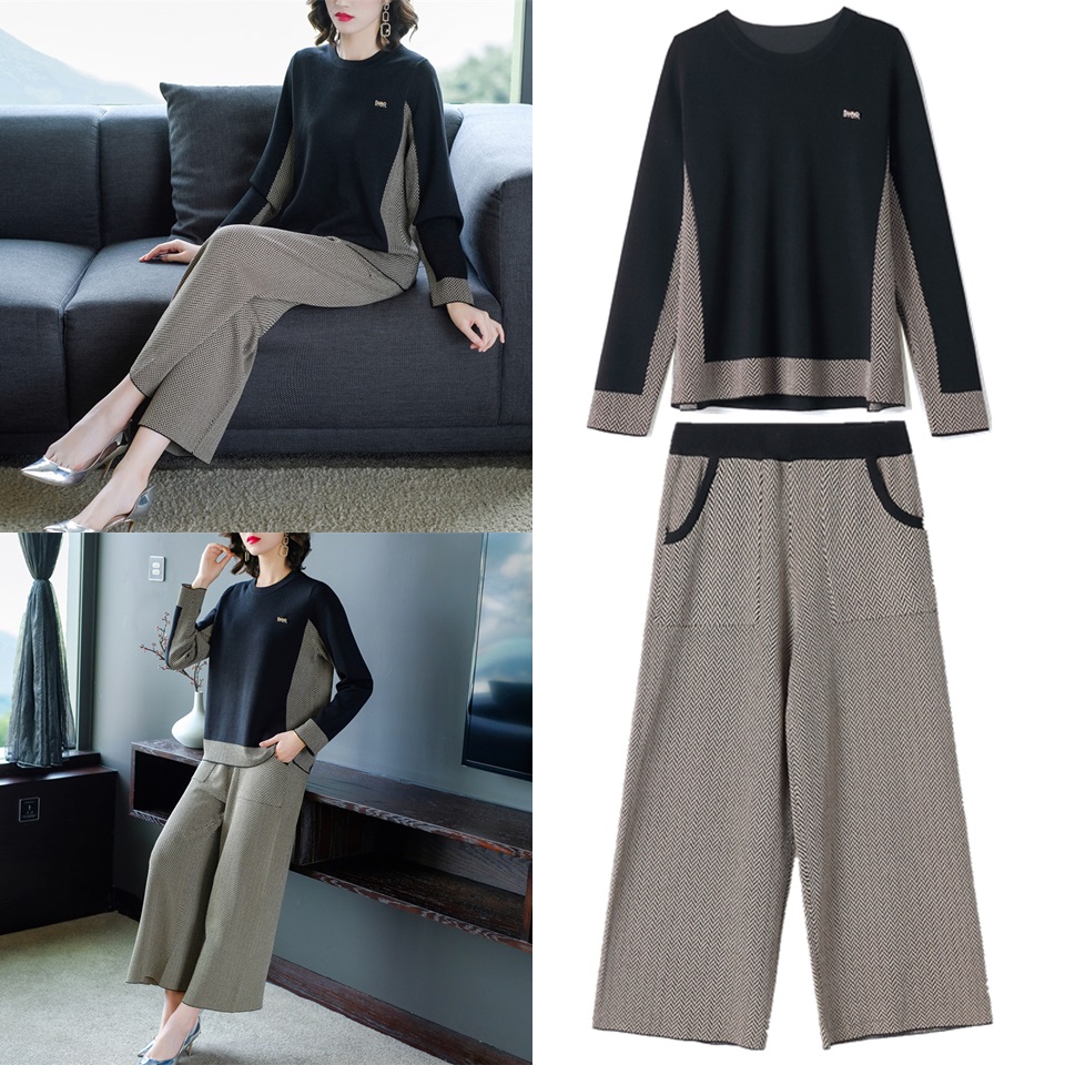 Set_bt1802 ชุดเซ็ท 2 ชิ้น(เสื้อ+กางเกง) เสื้อแขนยาวสีดำตัดต่อลายเส้น กางเกงขายาวทรงขากว้างเอวยางยืดลายเส้นสีน้ำตาล มีกระเป๋าข้าง ผ้าสูททอลายเนื้อดีเรียบสวยอยู่ทรงไม่ยับง่าย งานเซ็ทสองชิ้นเข้าชุด มีความเรียบหรูดูดี ใส่เที่ยว/ใส่ทำงานได้