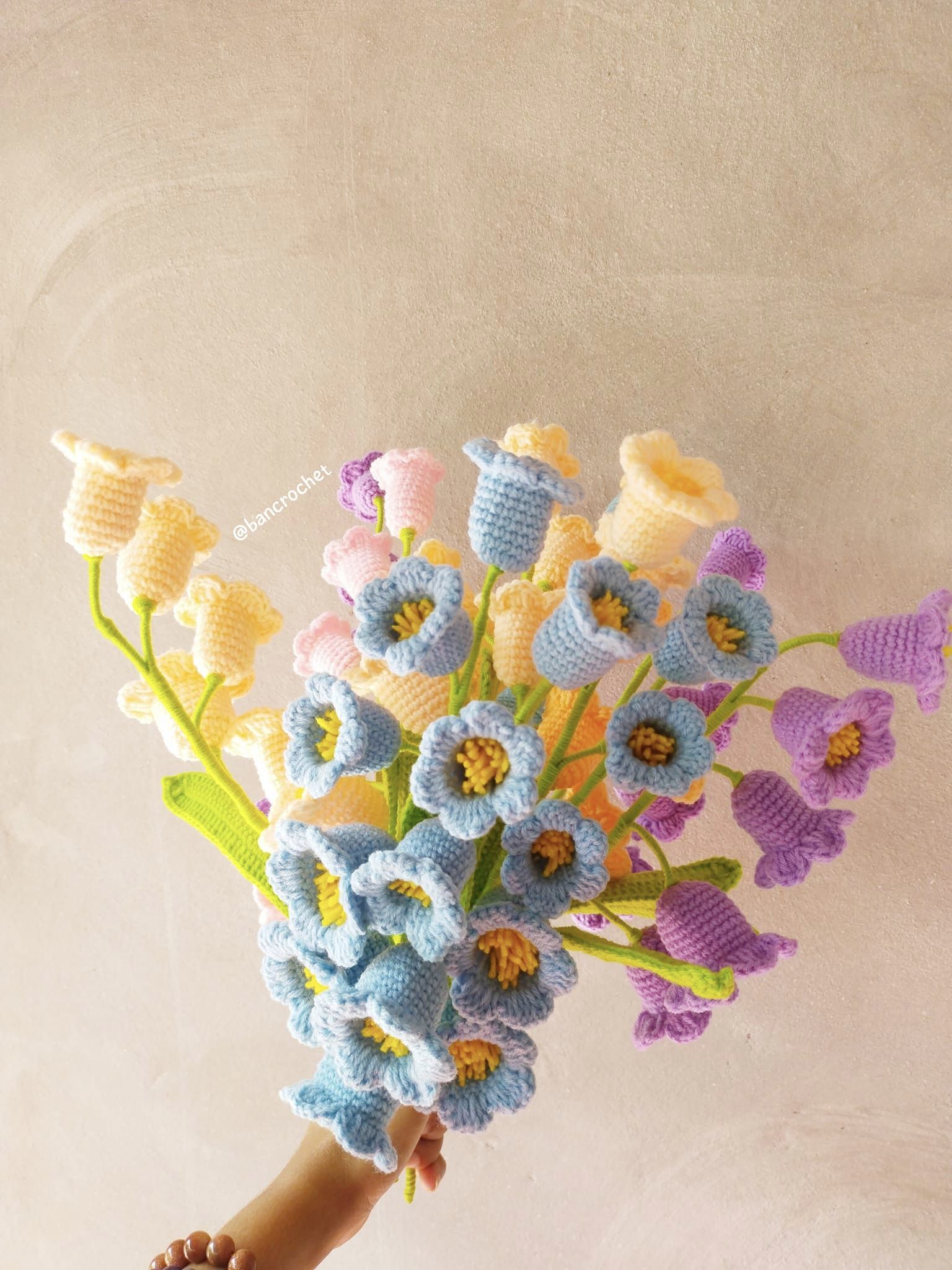 Bancrochet ดอกไม้ถักโครเชต์ crochet flowers หลากสี 11 inch