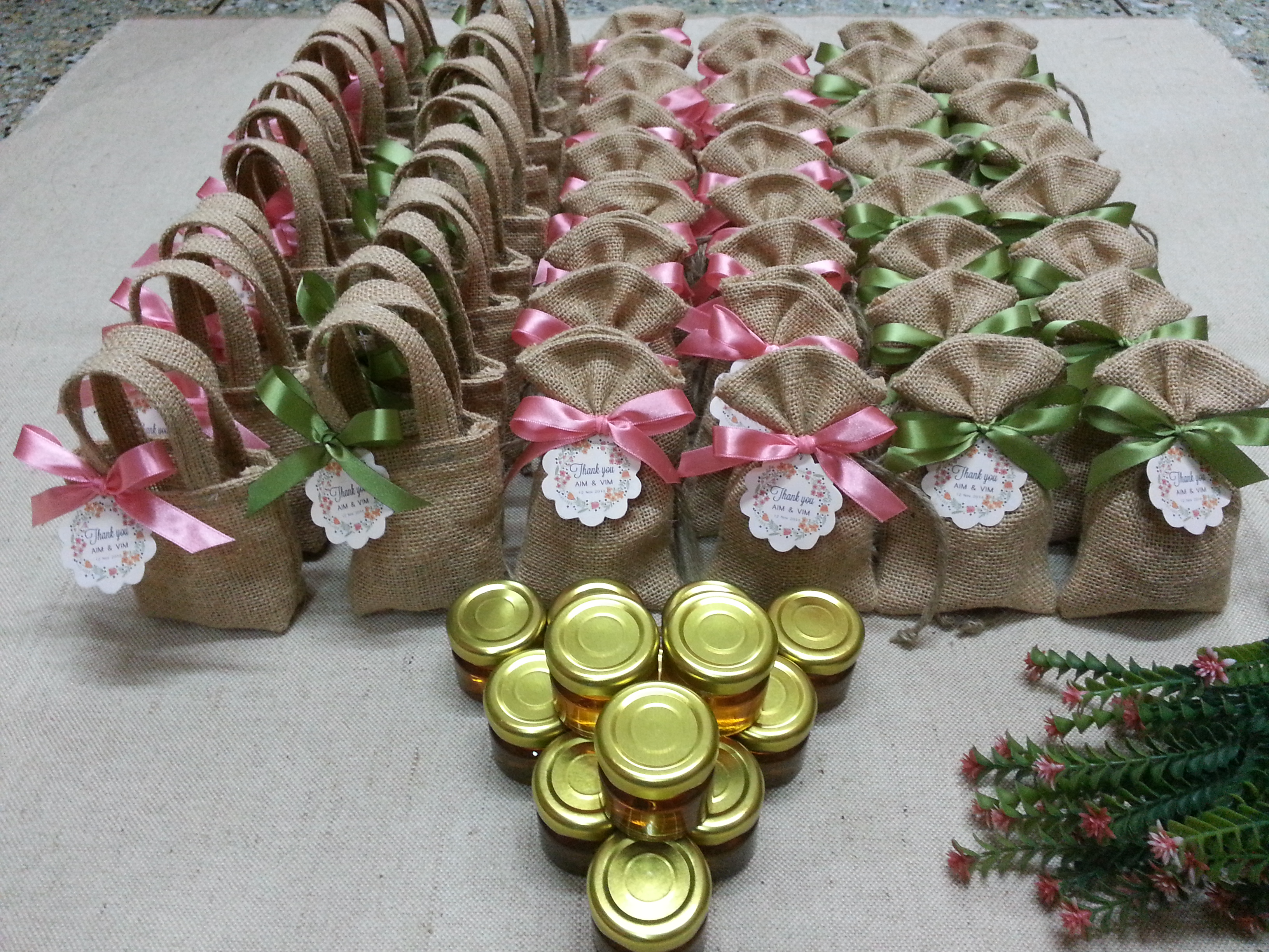 ถุงผ้ากระสอบชุดน้ำผึ้งของชำร่วย