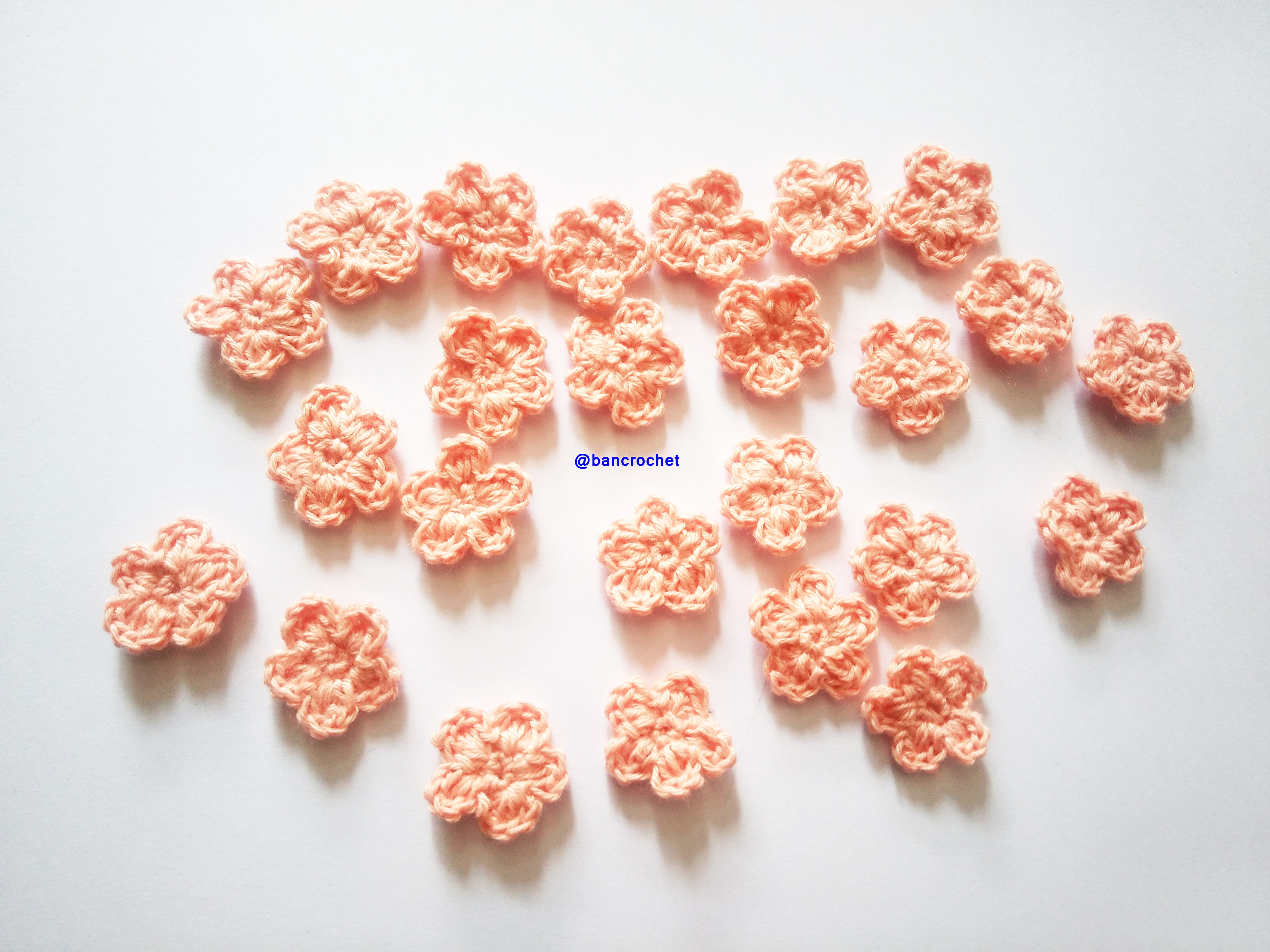 Bancrochet ดอกไม้ถักโครเชต์ crochet flowers โอรส 1.5 cm