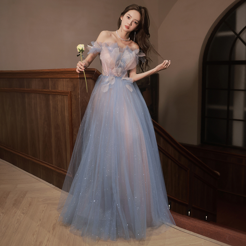 ชุดราตรี ชุดราตรีสวยหรู แบบ ทันสมัย Evening dress