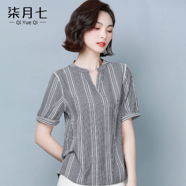 เสื้อเชิ้ตลายดอกผู้หญิง เสื้อเชิ้ตสาววัยผู้ใหญ่ ขายเสื้อผ้าแฟชั่นสุภาพสตรีวัยผู้ใหญ่