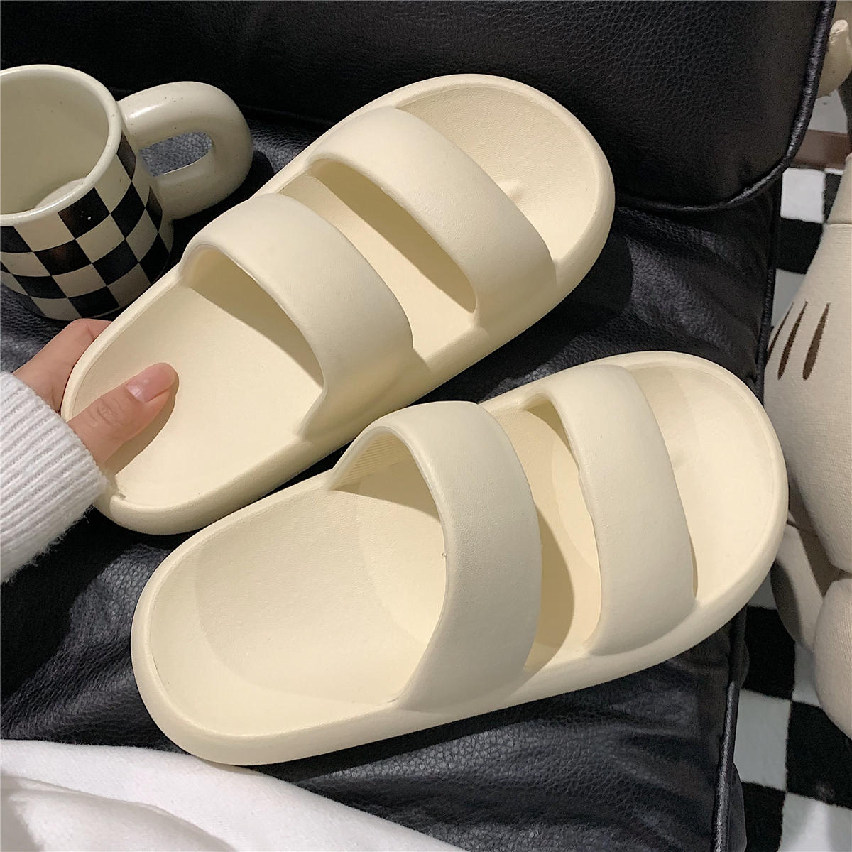 รองเท้าแตะผู้หญิง ใส่ในบ้าน By.Thin strips