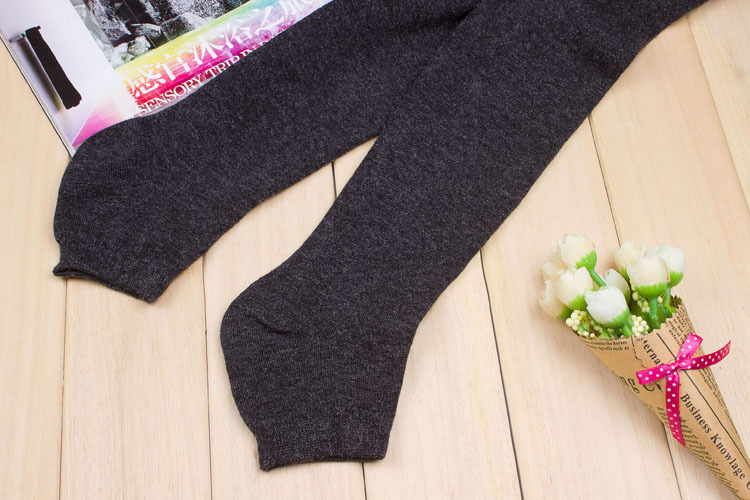 Legging เลกกิ้งกันหนาว หุ้มข้อเท้า มีประกายในเนื้อผ้า ผ้าผสมขนอูฐ เนื้อนุ่ม น่ารัก ใส่สบาย ยืดได้เยอะ พร้อมส่งจ้า