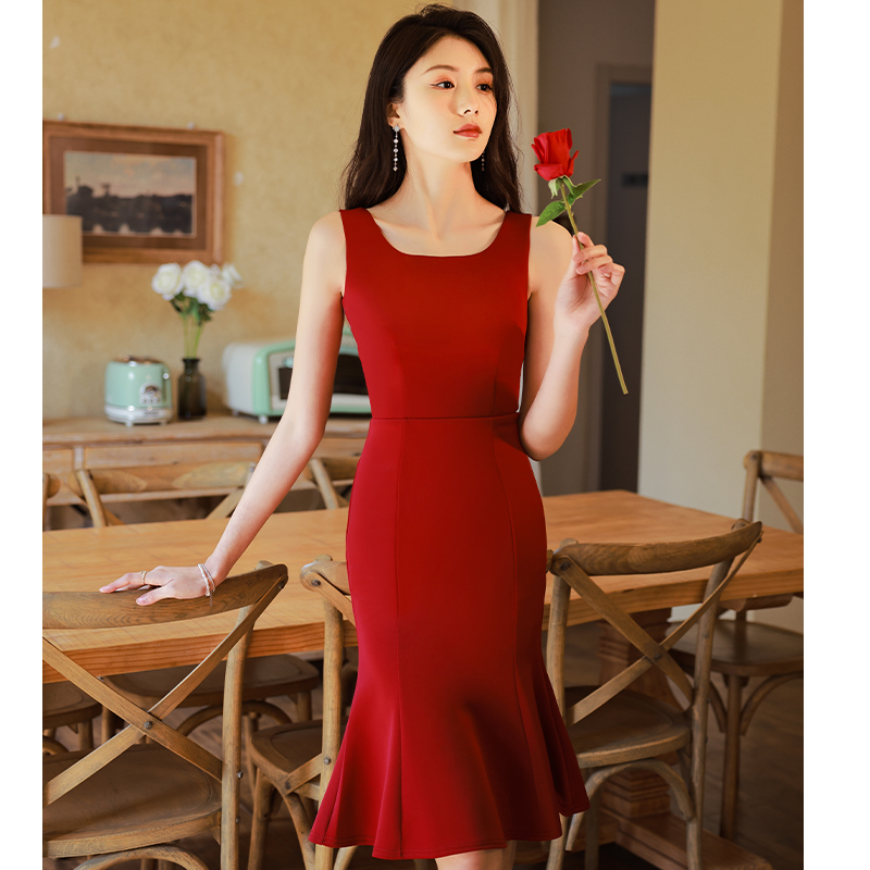 ชุดราตรี ชุดราตรีสวยหรู แบบ ทันสมัย Evening dress