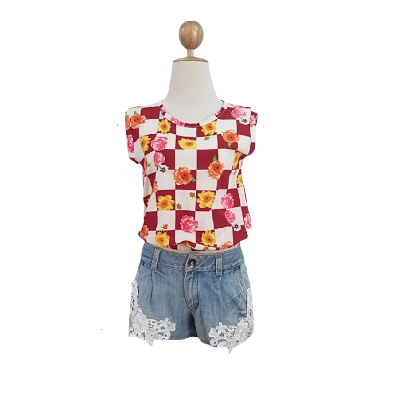 Blouse2143 เสื้อแฟชั่นน่ารัก แขนกุด เอวจัมพ์ ผ้าไหมอิตาลีลายสี่เหลี่ยมดอกไม้โทนสีเลือดหมูขาว